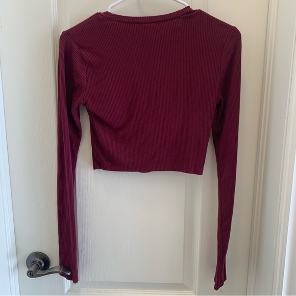 3/$30 garage "kylie" maroon crop top - Picture 3 of 9